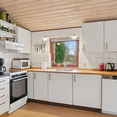 Teppo - 750m From The Sea By Interhome 에벨토프트