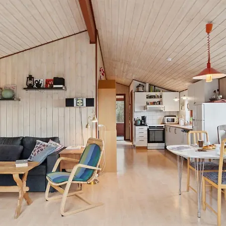 Teppo - 750m From The Sea By Interhome 에벨토프트